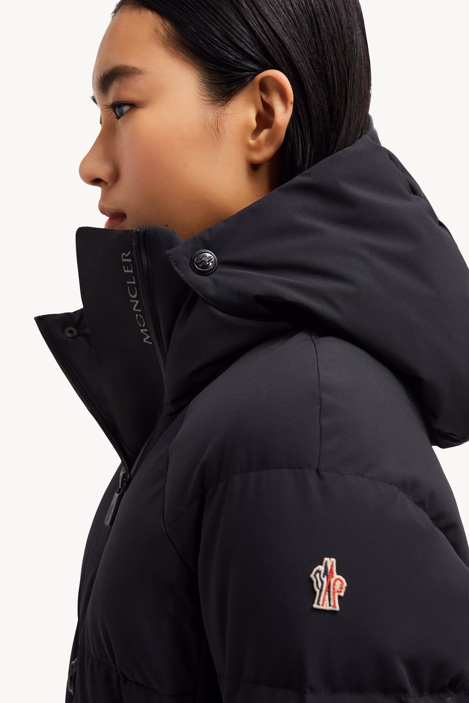 Veste de ski à capuche Guyane Femmes Noir Moncler 4
